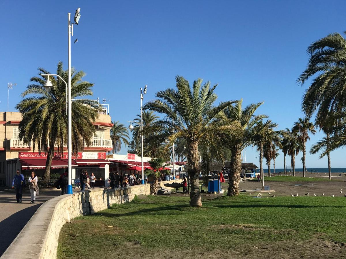 Malaga Beach House, 2 City Bikes, 2 Children'S Bikes, Wifi, Big Terrace, Bbq, Family, Childfriendly Exteriör bild