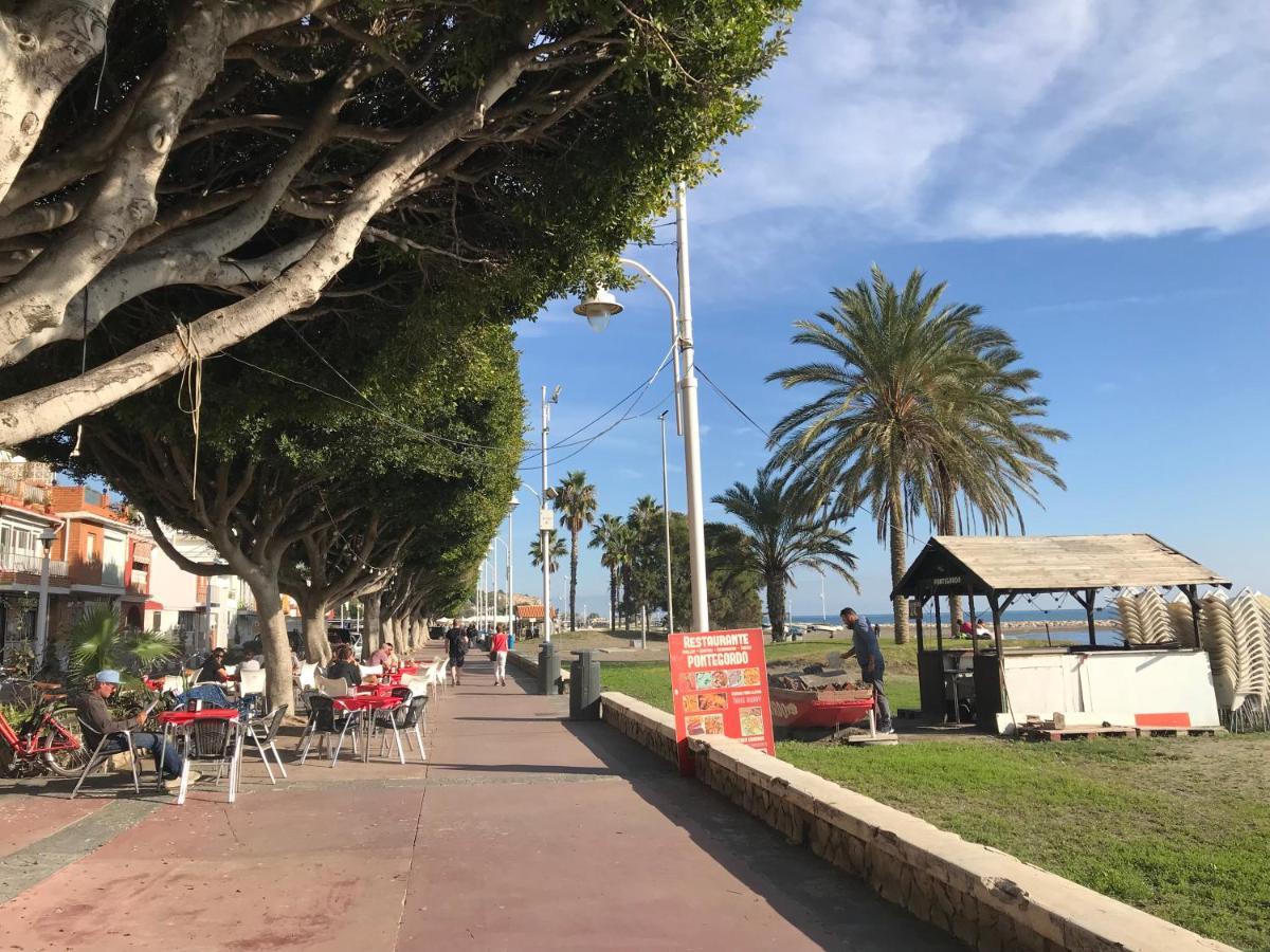 Malaga Beach House, 2 City Bikes, 2 Children'S Bikes, Wifi, Big Terrace, Bbq, Family, Childfriendly Exteriör bild